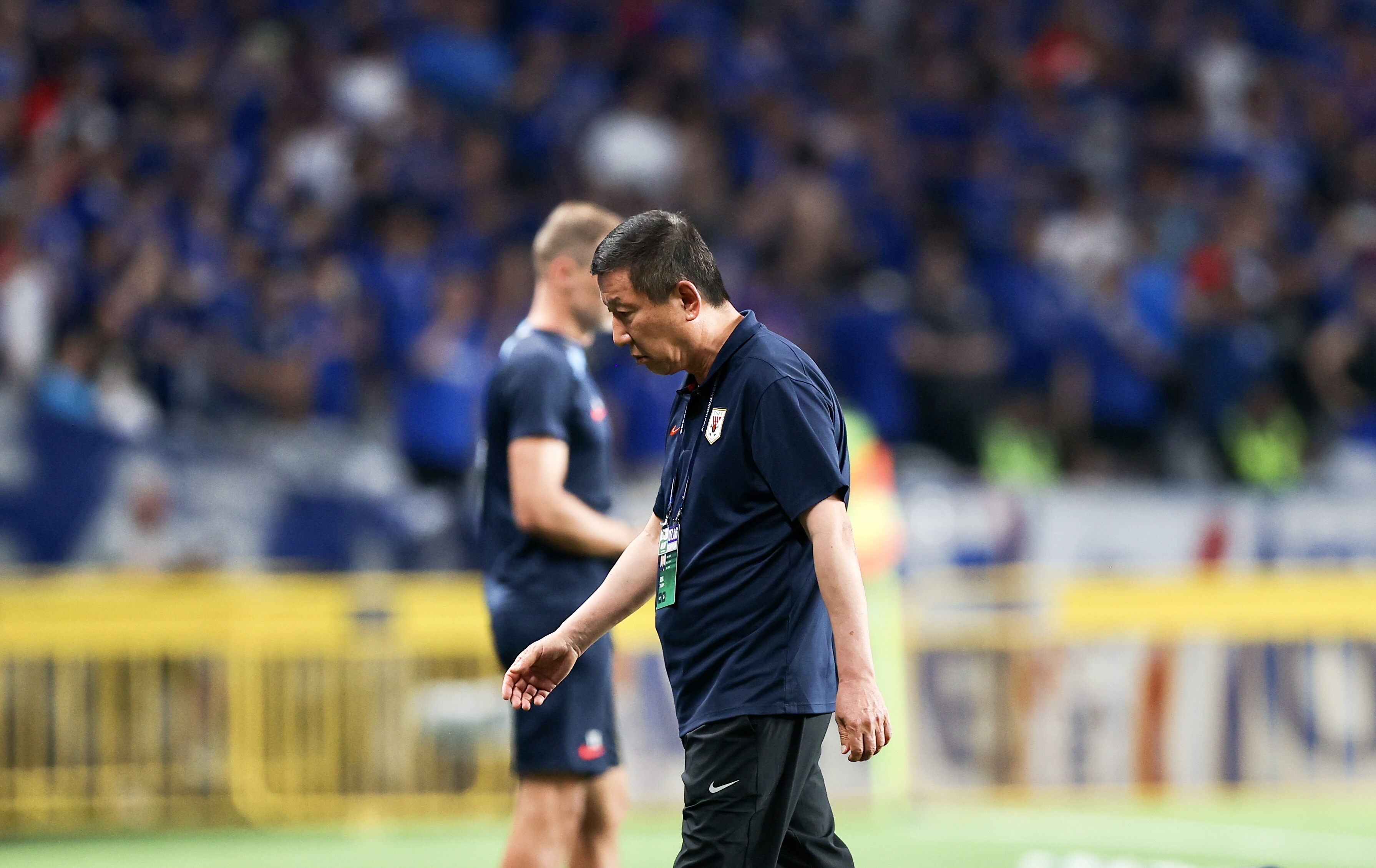 山东男篮迎足总杯关键赛；赛后回应争议；球迷炸锅；控场能力受关注的简单介绍