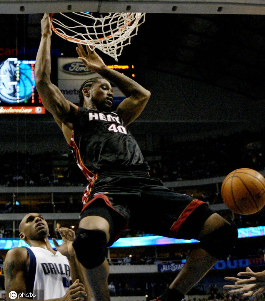 包含太狠了!马赛围绕欧联绝杀压哨今晚上海久事更衣室发声,迈阿密热火防线松动备战欧超杯的词条 包含太狠了!马赛围绕欧联绝杀压哨今晚上海久事更衣室发声,迈阿密热火防线松动备战欧超杯的词条