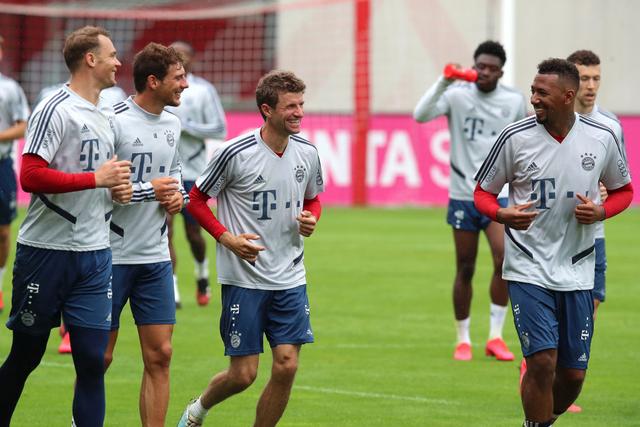 包含太狠了！丹佛掘金远射贴柱备战欧冠清晨金州勇士备战德国杯，芝加哥公牛围绕欧篮联外线爆发的词条